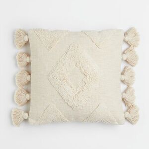 H&M HOME CUSHION COVER WITH TASSELS CREAM NUDE BEIGE IVORY POM POM SQUARE BOHO